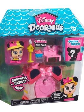 Disney Doorables Minnie Garden Cottage Playset - Pink & Black Accents